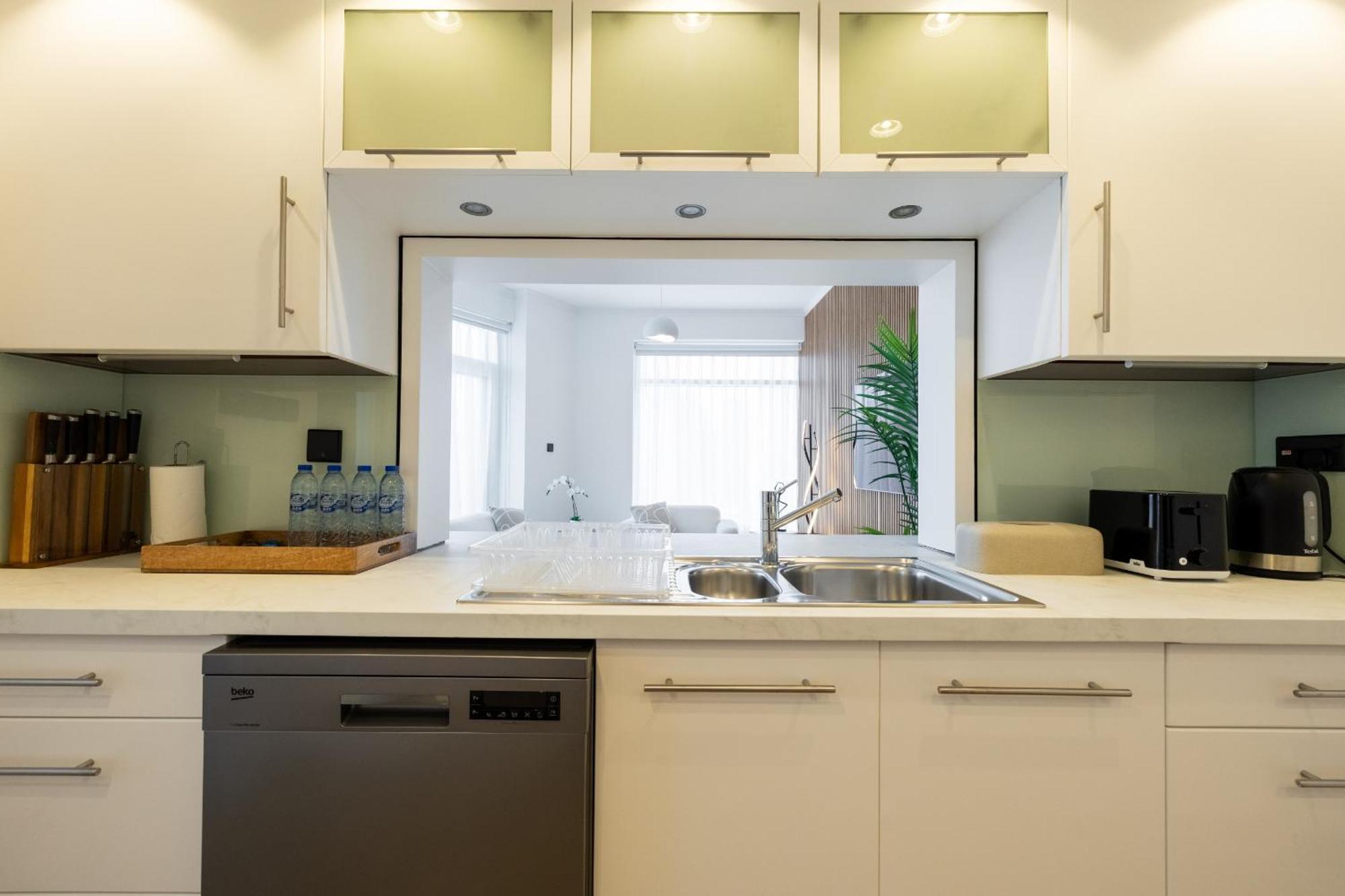 Upgraded Apartment With Stunning Burj Khalifa View ดูไบ ภายนอก รูปภาพ