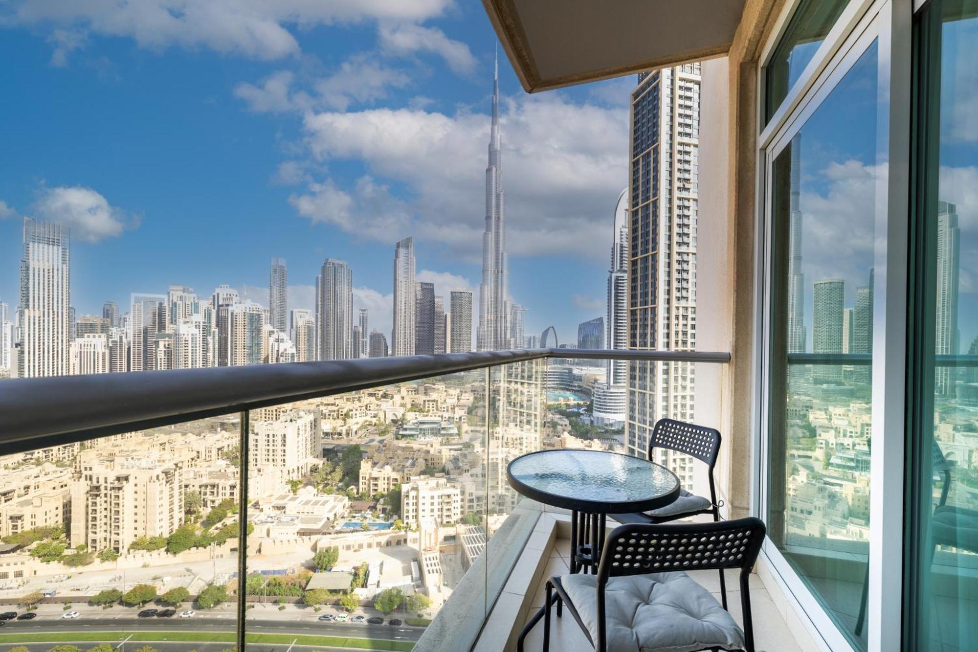 Upgraded Apartment With Stunning Burj Khalifa View ดูไบ ภายนอก รูปภาพ